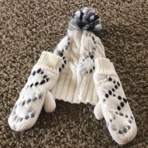 Hat and mittens